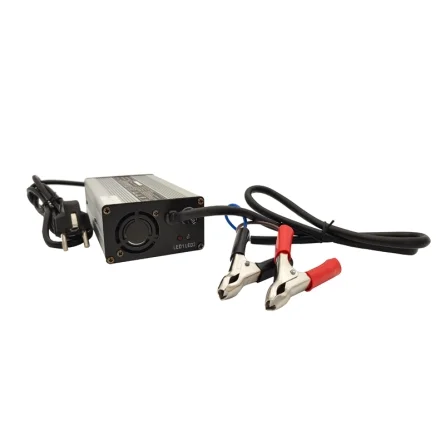 10A Charger for 12V Lithium Battery with Crocodile Clips 10A Charger for 12V Lithium Battery with Crocodile Clips